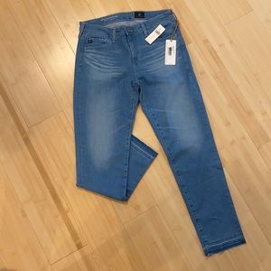 AG Jeans The Mid Rise Stevie Capri sz 28
